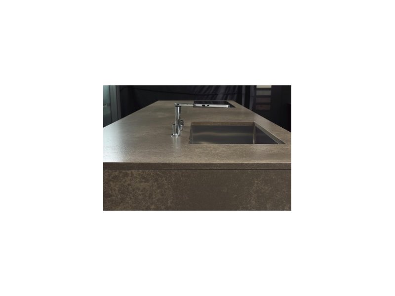 Quartz  Metropolis Brown